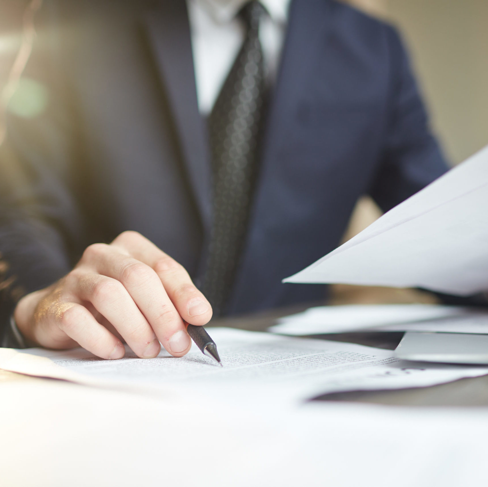 弁護士・税理士